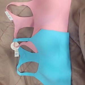 Nwt Aerie sports bras (2)